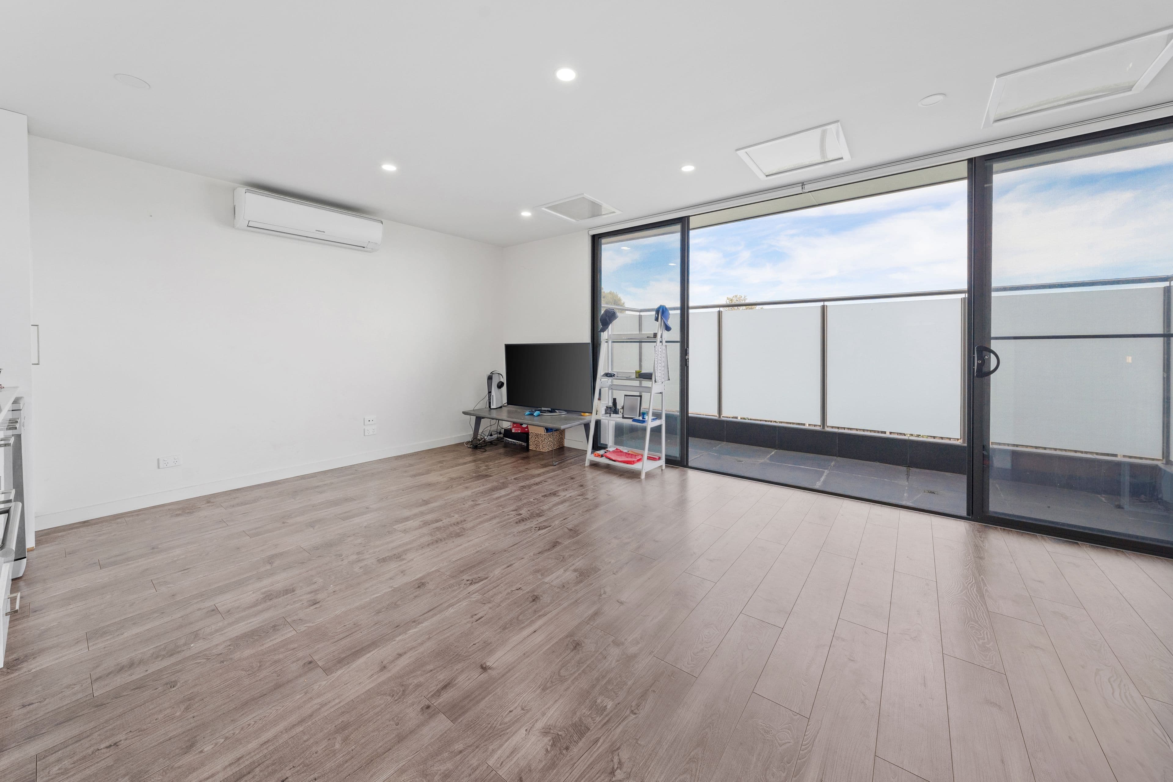 9 Canterbury Street, Deer Park VIC 3023, Deer Park - Thumbnail 5