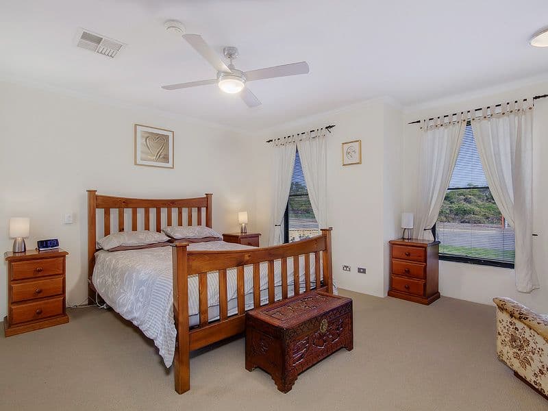 135 Secret Harbour Boulevard, SECRET HARBOUR WA 6173, Secret Harbour - Thumbnail 4