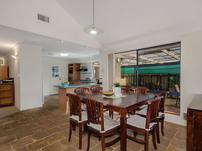 135 Secret Harbour Boulevard, SECRET HARBOUR WA 6173, Secret Harbour - Thumbnail 7