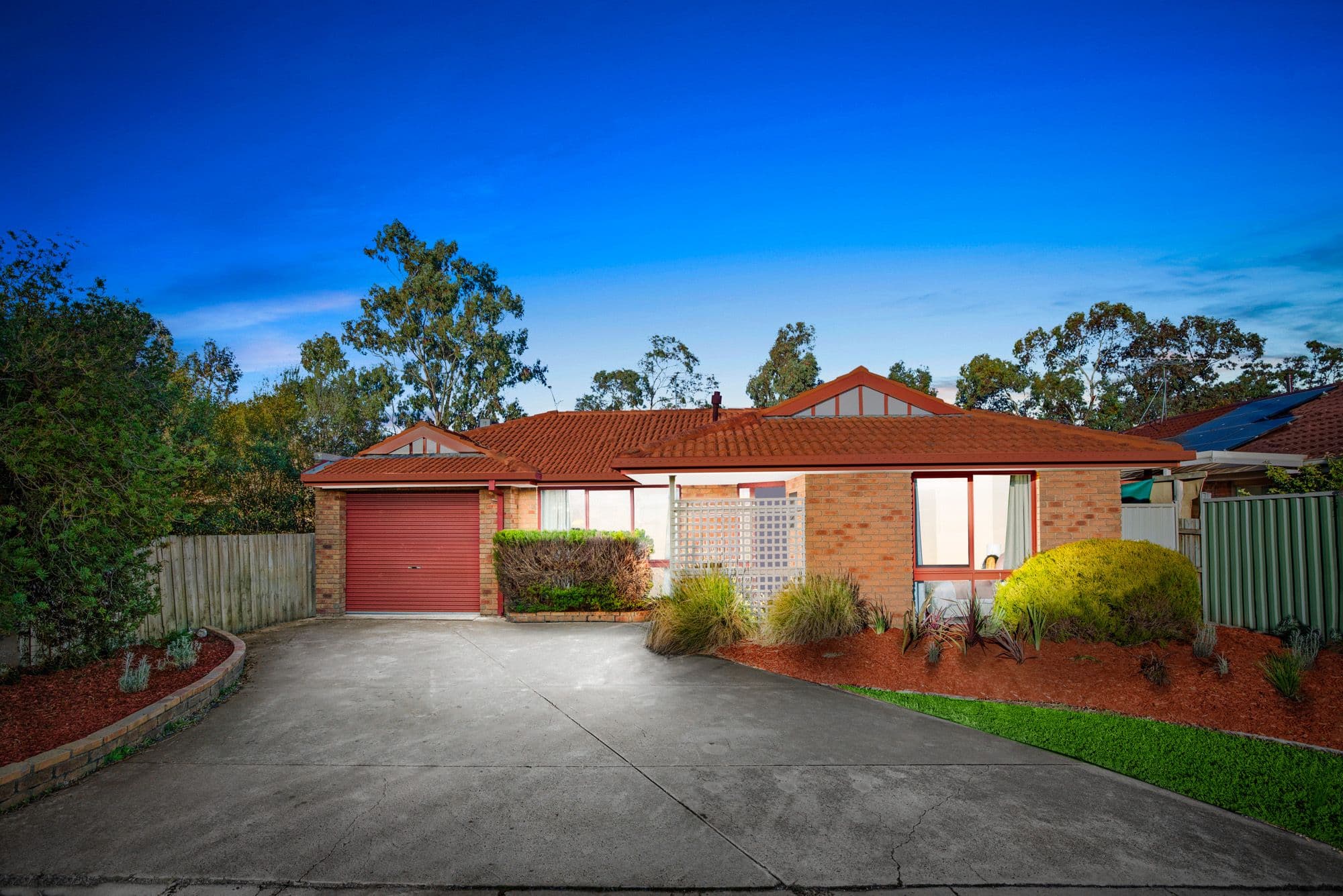 11 Trent Close, Werribee VIC 3030, Werribee - Thumbnail 2