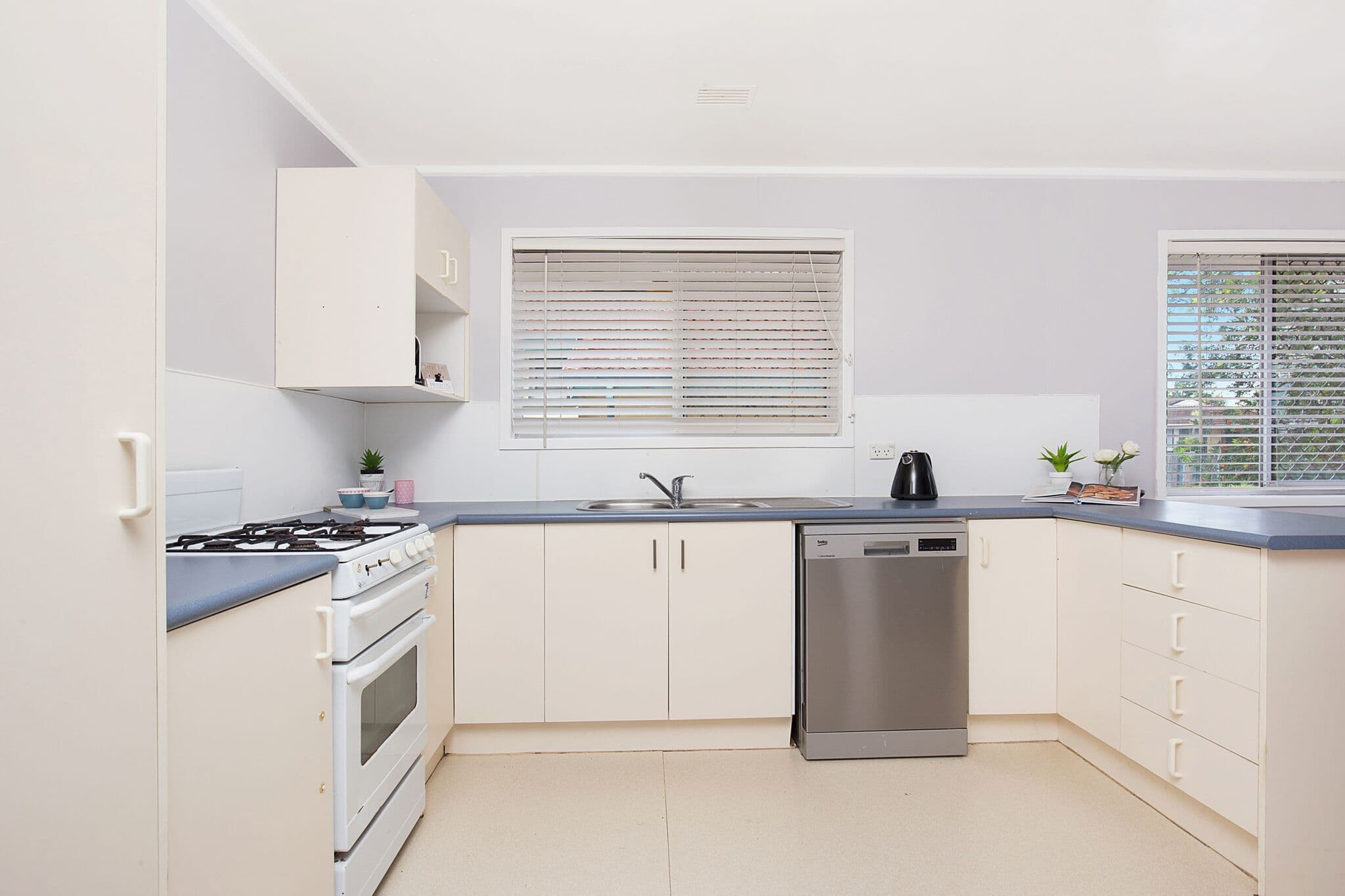 6 Fleet Street, Eagleby QLD 4207, Eagleby - Thumbnail 2