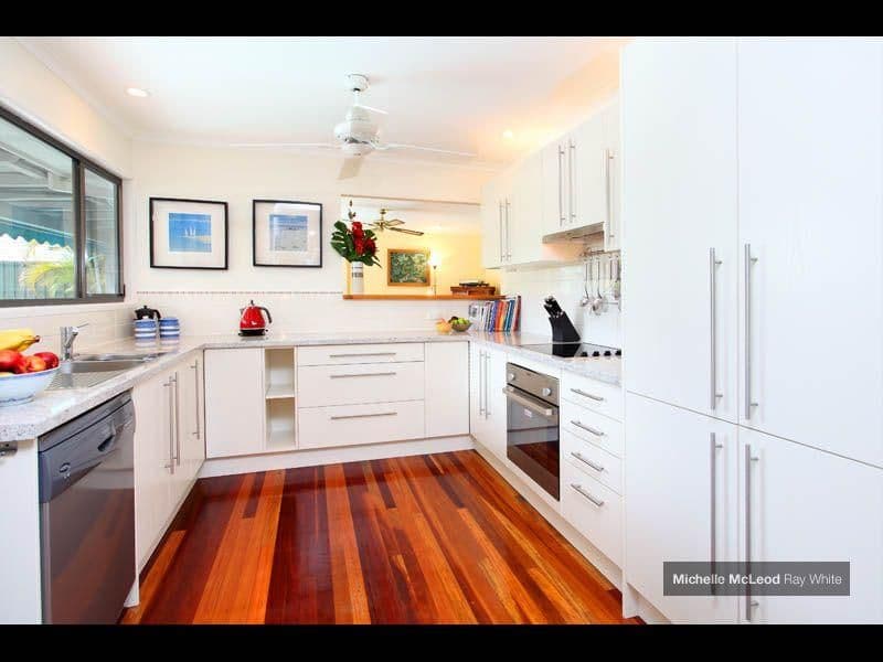 92 Chapel Hill Road, CHAPEL HILL QLD 4069, Chapel Hill - Thumbnail 4