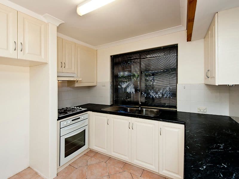 5 Gulson Court, Waikiki WA 6169, Waikiki - Thumbnail 3