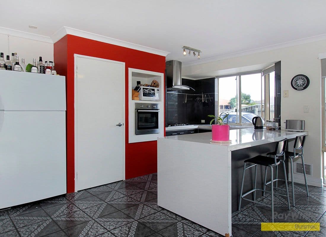 54 Yosemite Loop, BALLAJURA WA 6066, Ballajura - Thumbnail 2