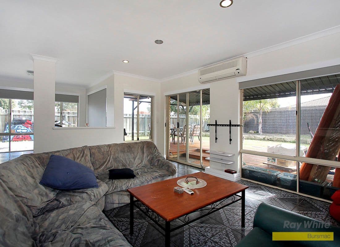 54 Yosemite Loop, BALLAJURA WA 6066, Ballajura - Thumbnail 7
