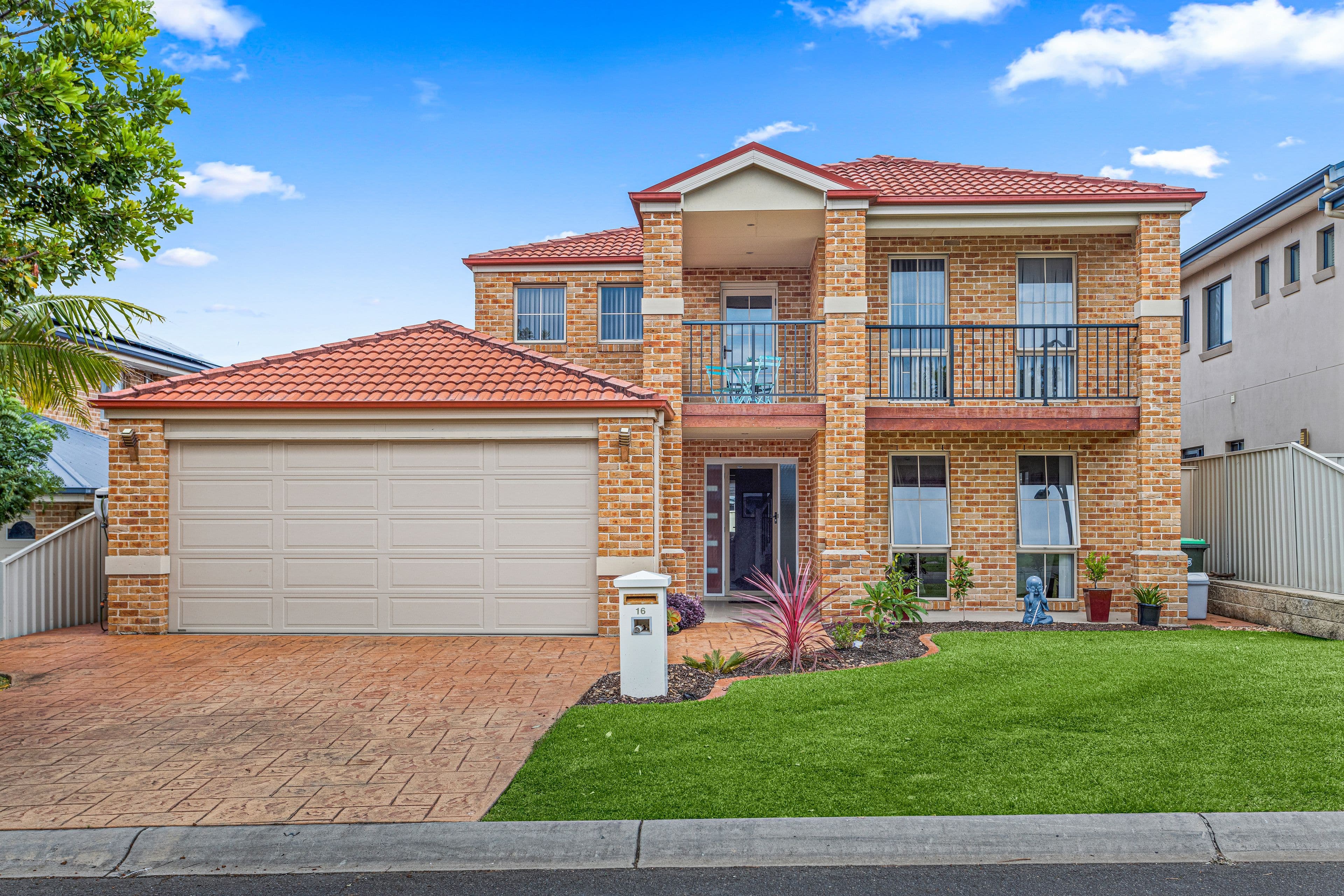 16 Caravel Crescent, Shell Cove NSW 2529, Shell Cove - Thumbnail 2