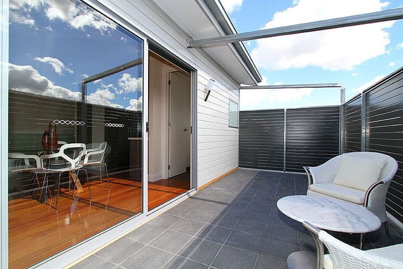 24 Lorensen Avenue, COBURG NORTH VIC 3058, Coburg North - Thumbnail 2