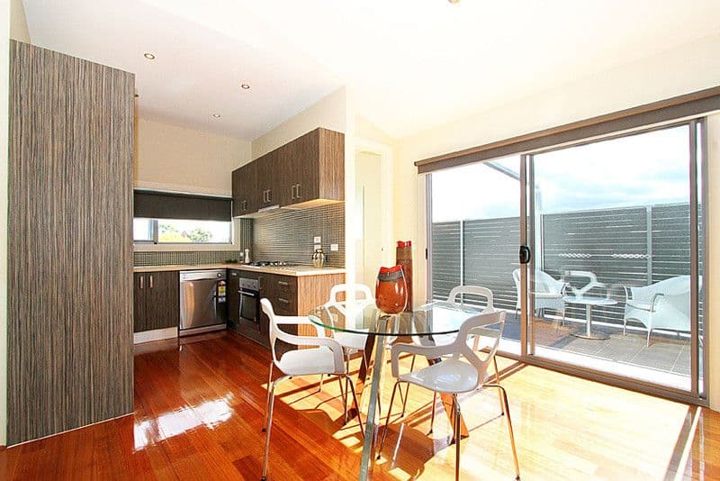 24 Lorensen Avenue, COBURG NORTH VIC 3058, Coburg North - Thumbnail 5