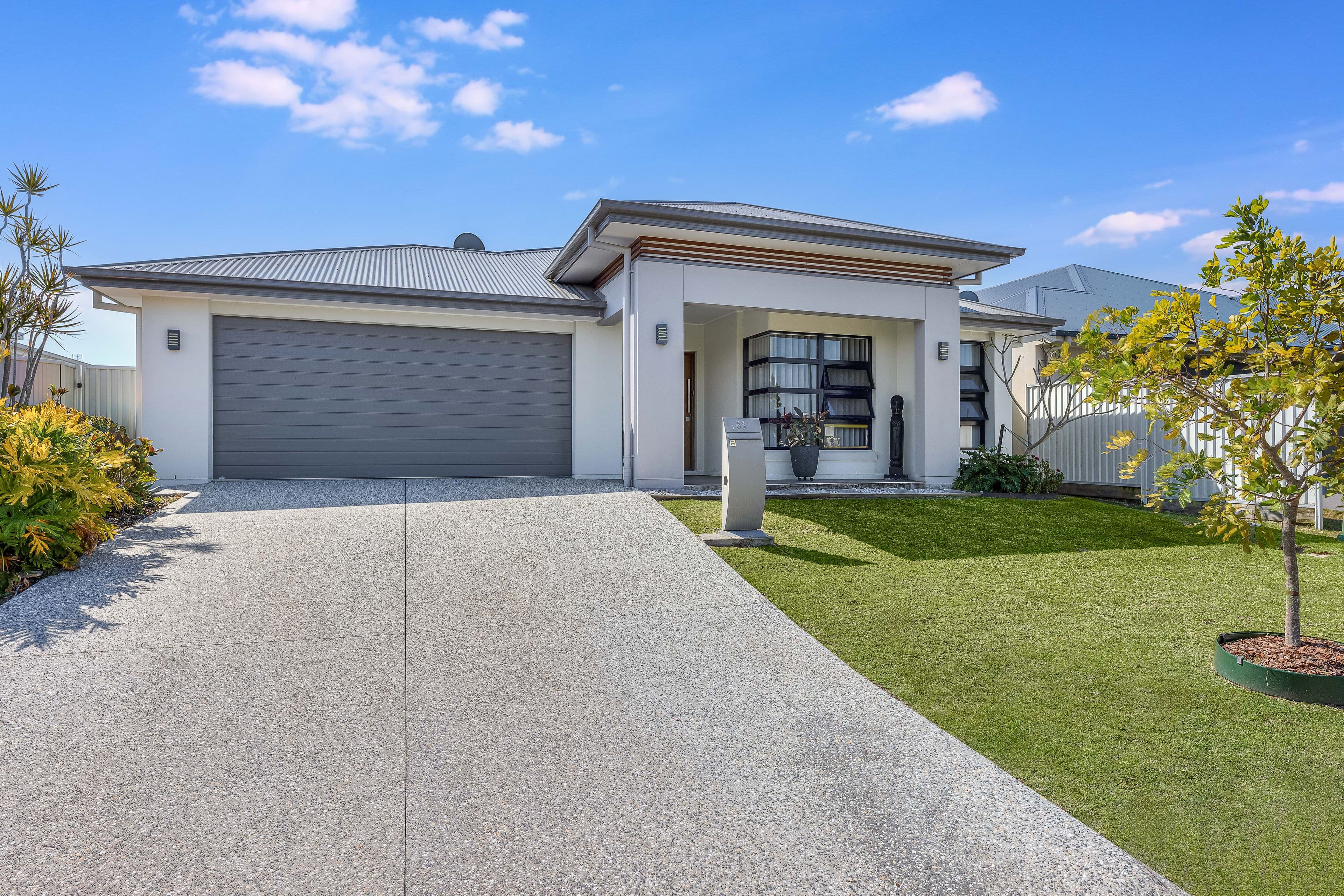 63 MacIntyre Crescent, Pelican Waters QLD 4551, Pelican Waters - Thumbnail 2