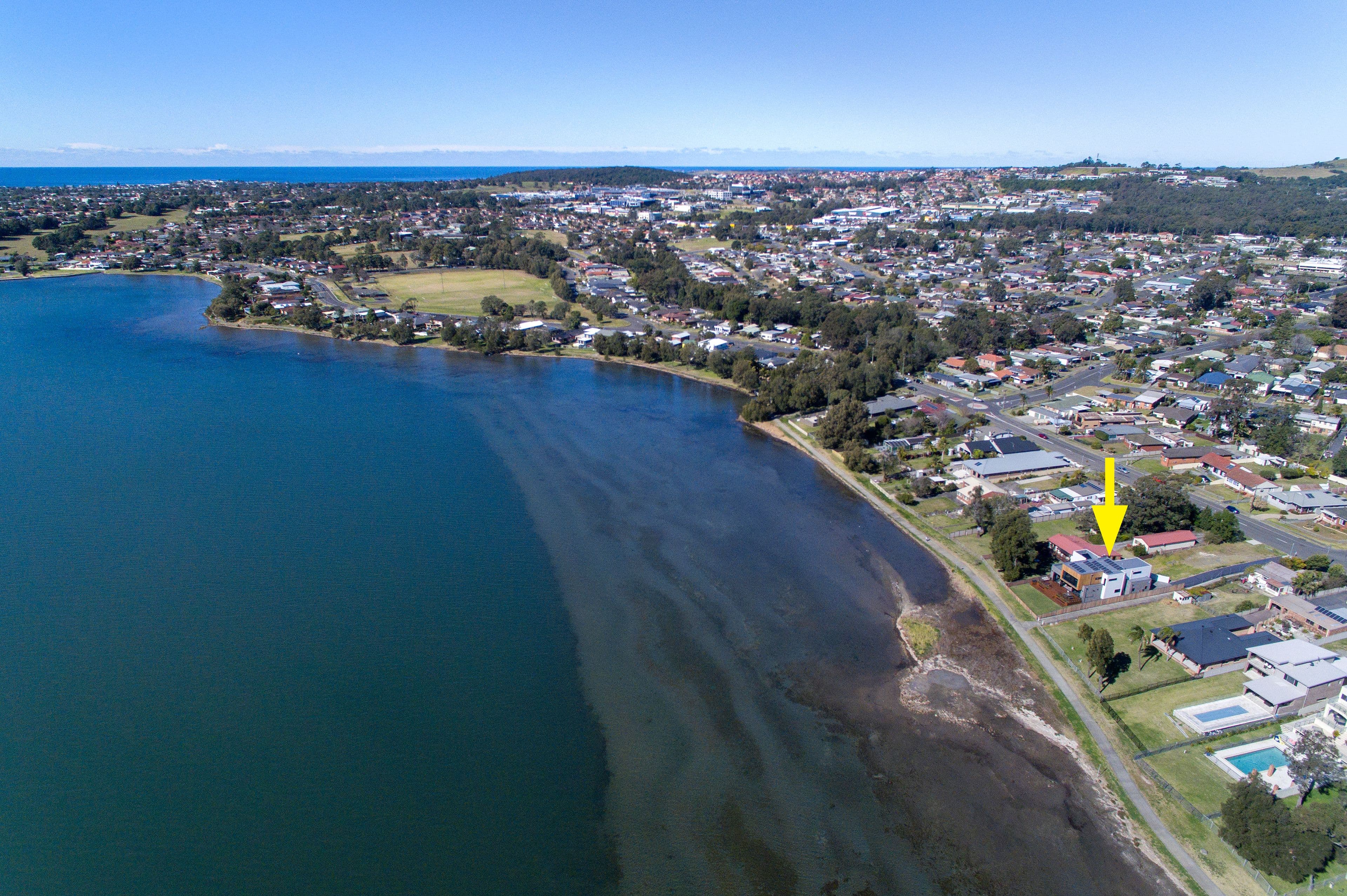 141 The Boulevarde, Oak Flats - Thumbnail 2