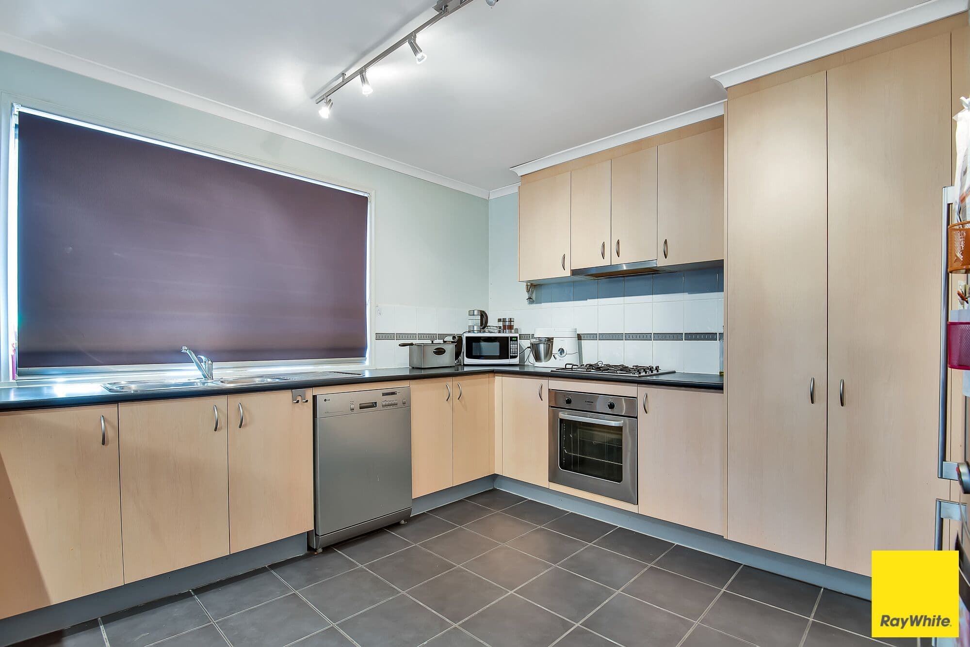 10 Blaze Terrace, Tarneit VIC 3029, Tarneit - Thumbnail 4
