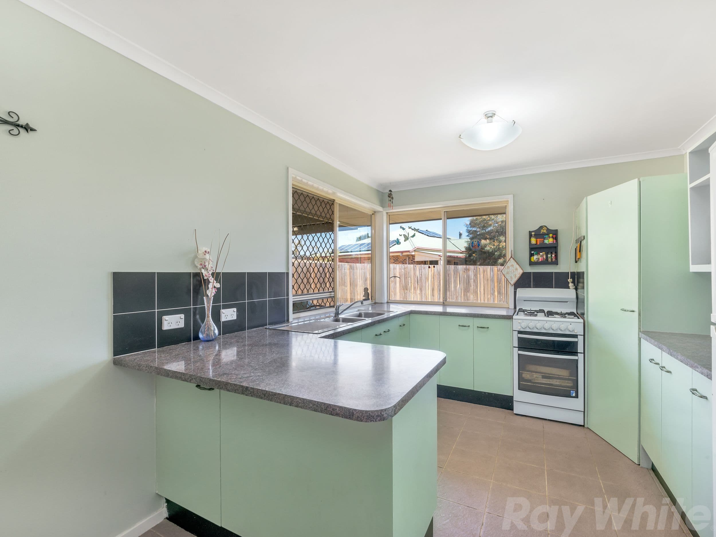 14 Streeton Court, Morayfield QLD 4506, Morayfield - Thumbnail 6