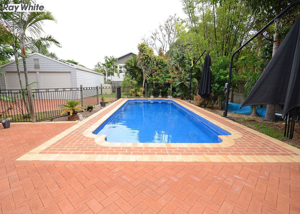 532 Charlton Esplanade, URANGAN QLD 4655, Urangan - Image 1
