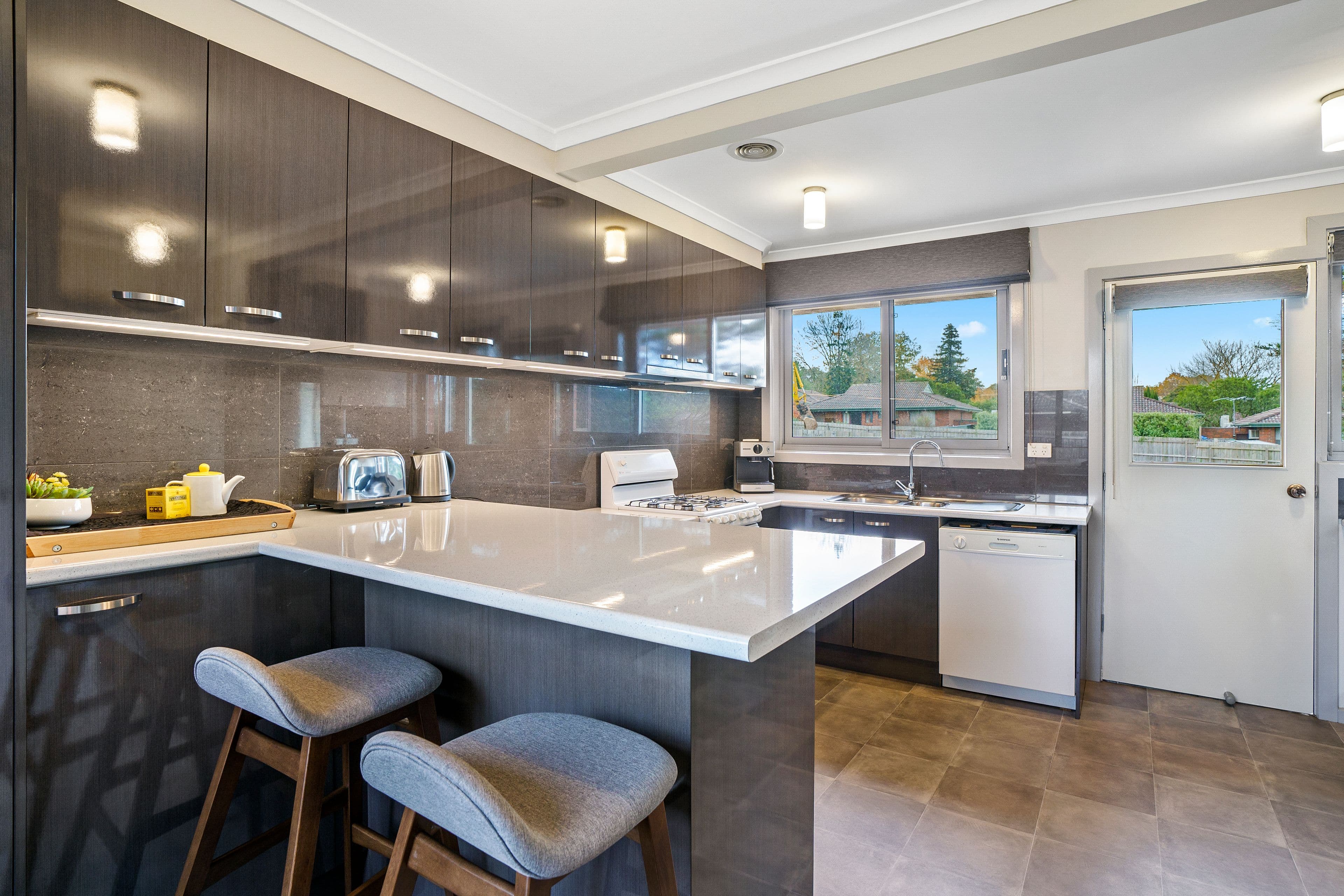 24 Lusher Road, Croydon VIC 3136, Croydon - Thumbnail 2