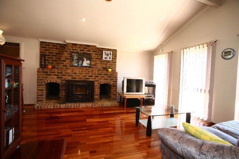 8 Weeks Close, ROWVILLE VIC 3178, Rowville - Thumbnail 7
