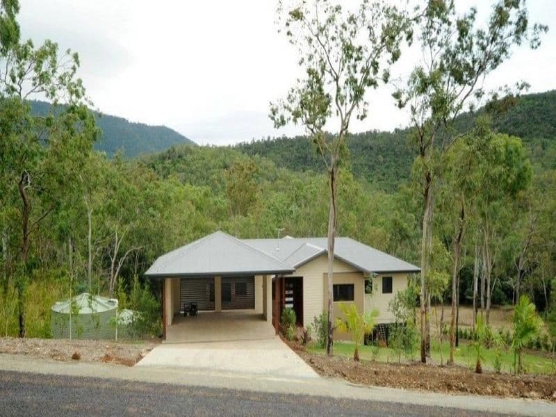 11 Paluma Estate, Paluma Road, CANNONVALE QLD 4802, Cannonvale - Thumbnail 2