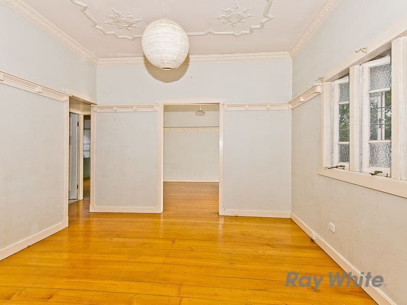 149 Evelyn Street, GRANGE QLD 4051, Grange - Thumbnail 5