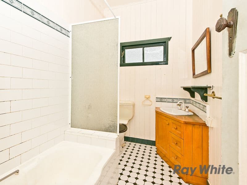 149 Evelyn Street, GRANGE QLD 4051, Grange - Thumbnail 8