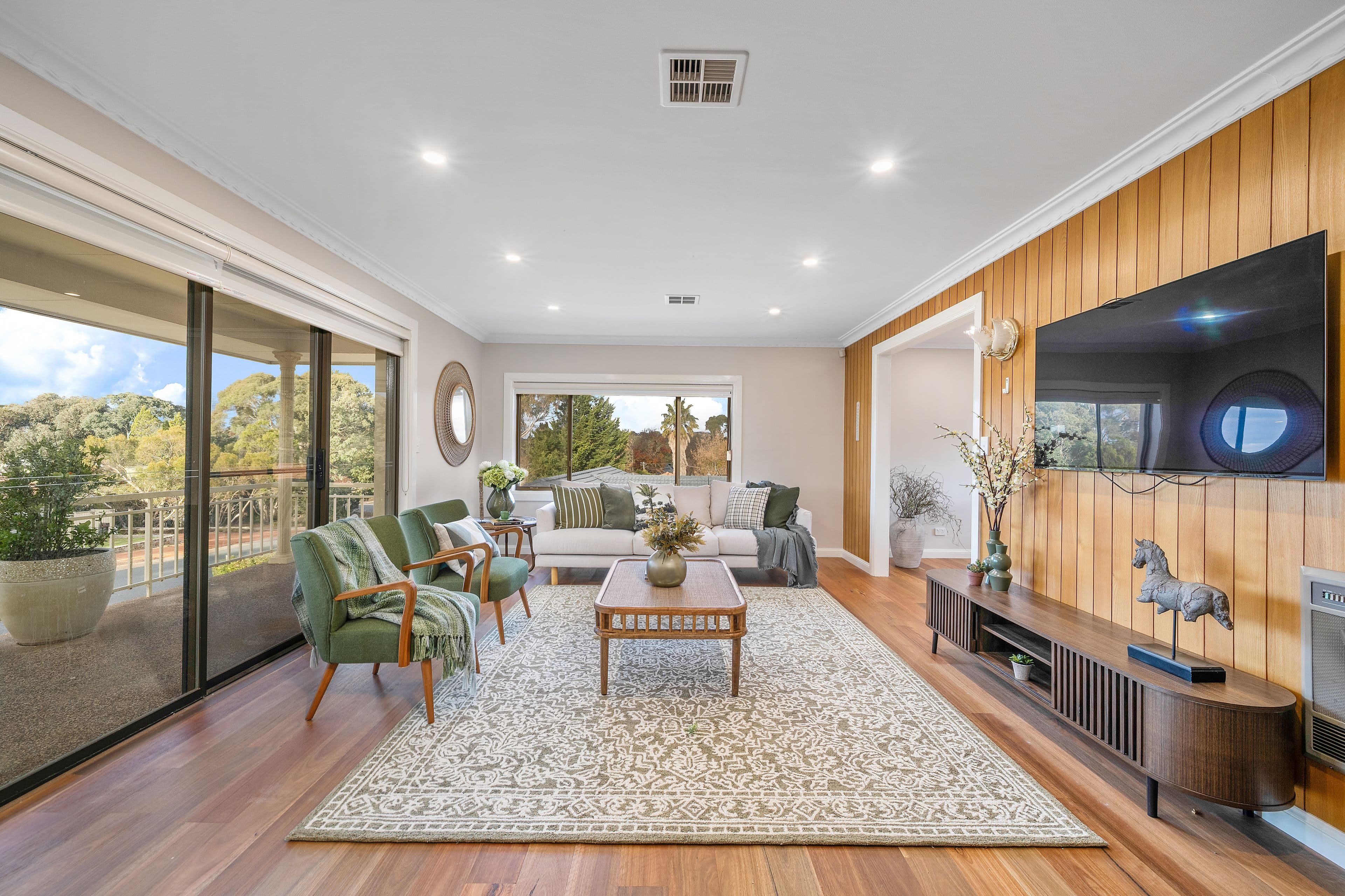 70 Brunswick Circuit, Kaleen ACT 2617, Kaleen - Thumbnail 2