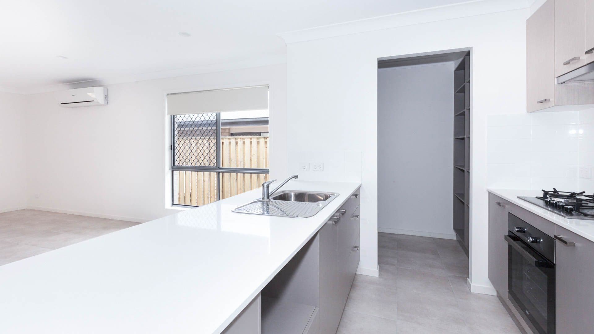 105 Mount Huntley Street, Park Ridge QLD 4125, Park Ridge - Thumbnail 4