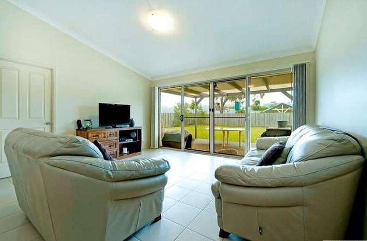 10 Kaizlee Crescent, UPPER COOMERA QLD 4209, Upper Coomera - Thumbnail 4