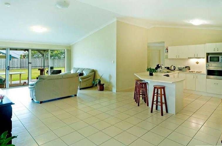 10 Kaizlee Crescent, UPPER COOMERA QLD 4209, Upper Coomera - Thumbnail 5