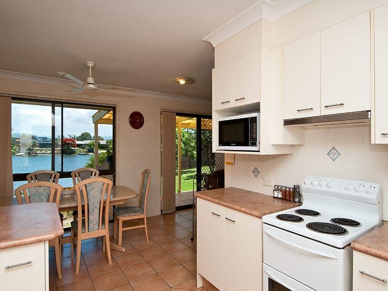 10 Nootka Court, Broadbeach Waters QLD 4218, Broadbeach Waters - Thumbnail 4