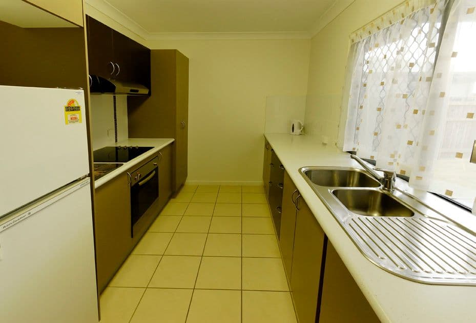 6 Romboli Court, BURDELL QLD 4818, Burdell - Thumbnail 3