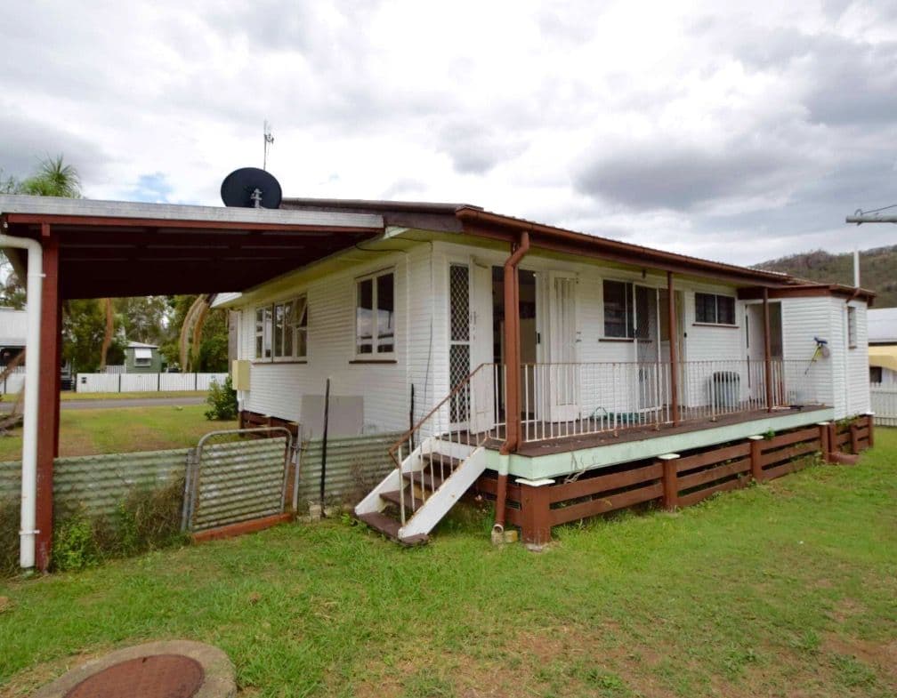 12 Pryde Street, Esk QLD 4312, Esk - Thumbnail 8