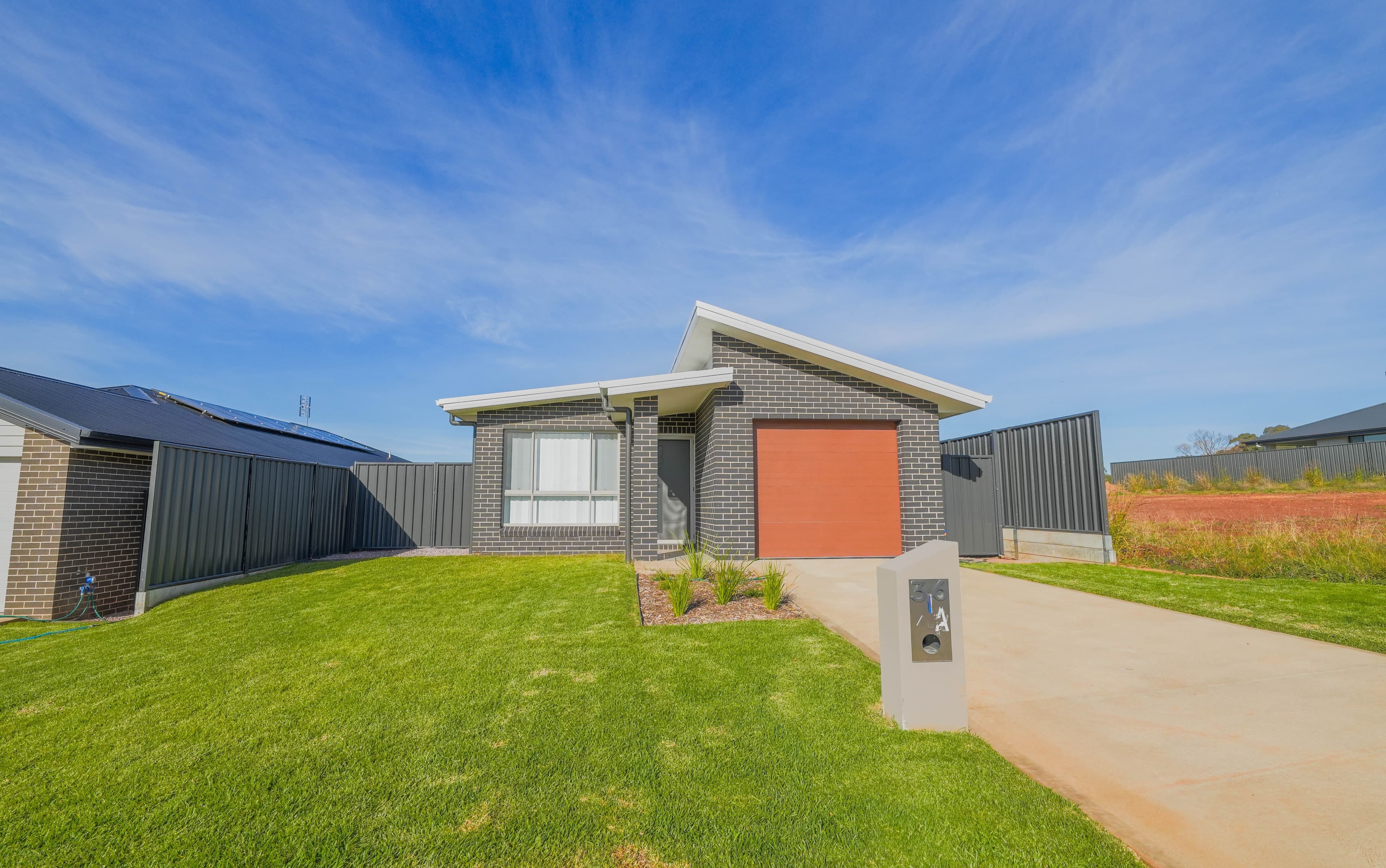 1/36 Vaucluse Place, Parkes NSW 2870, Parkes - Thumbnail 2