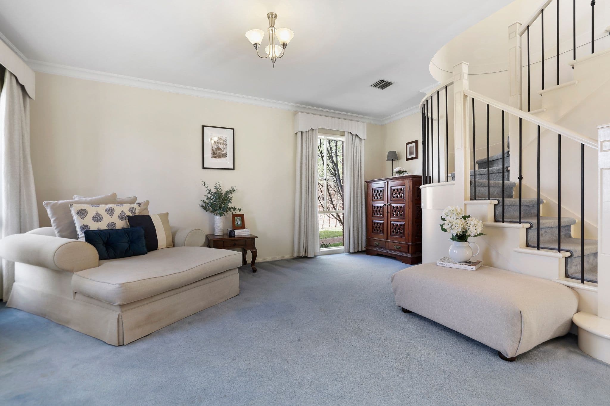 16 Renton Court, Sunbury VIC 3429, Sunbury - Thumbnail 2