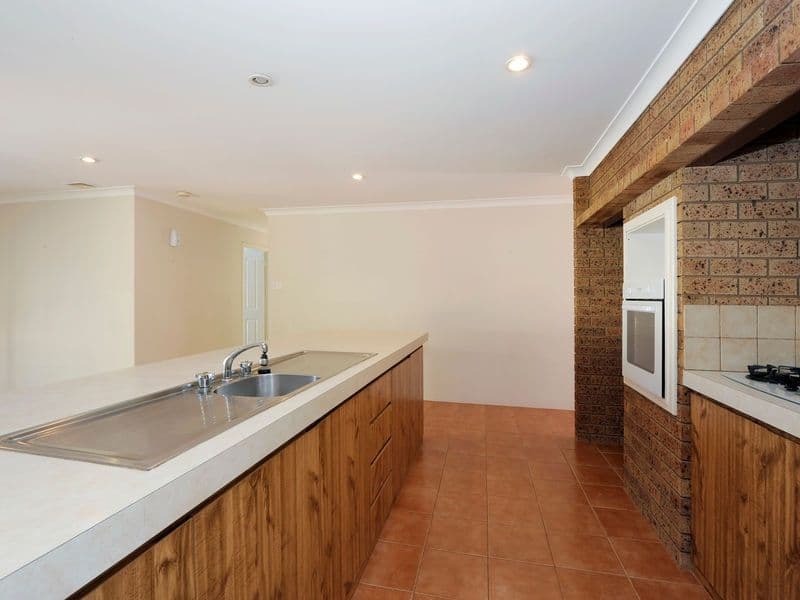 32 Kenton Way, ROCKINGHAM WA 6168, Rockingham - Thumbnail 7