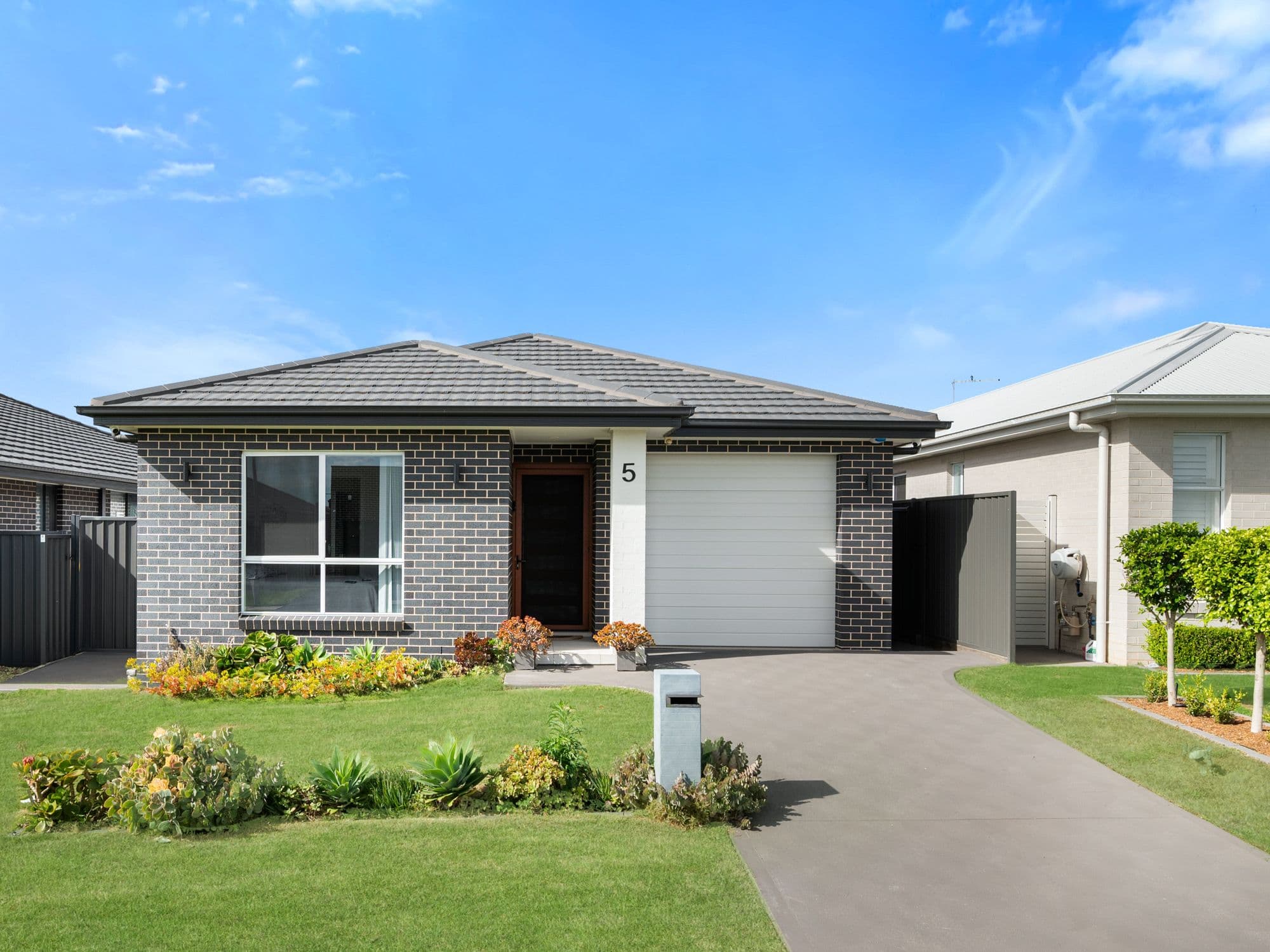 5 Limestone Avenue, Spring Farm NSW 2570, Spring Farm - Image 1