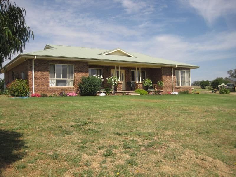 30 Kilmarnock Road, YOUNG NSW 2594, Young - Image 1