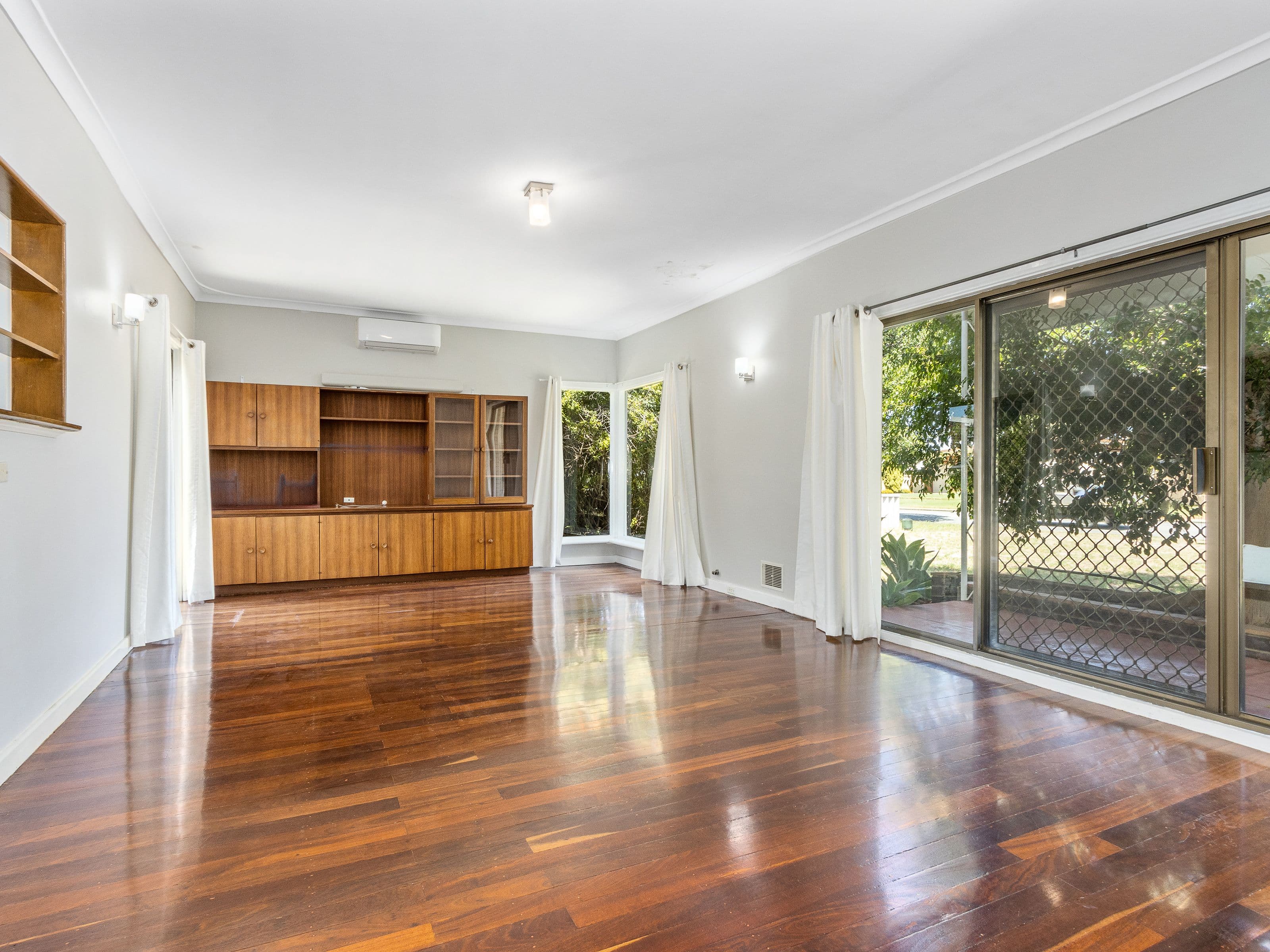 32 Bungaree Road, Wilson WA 6107, Wilson - Thumbnail 7