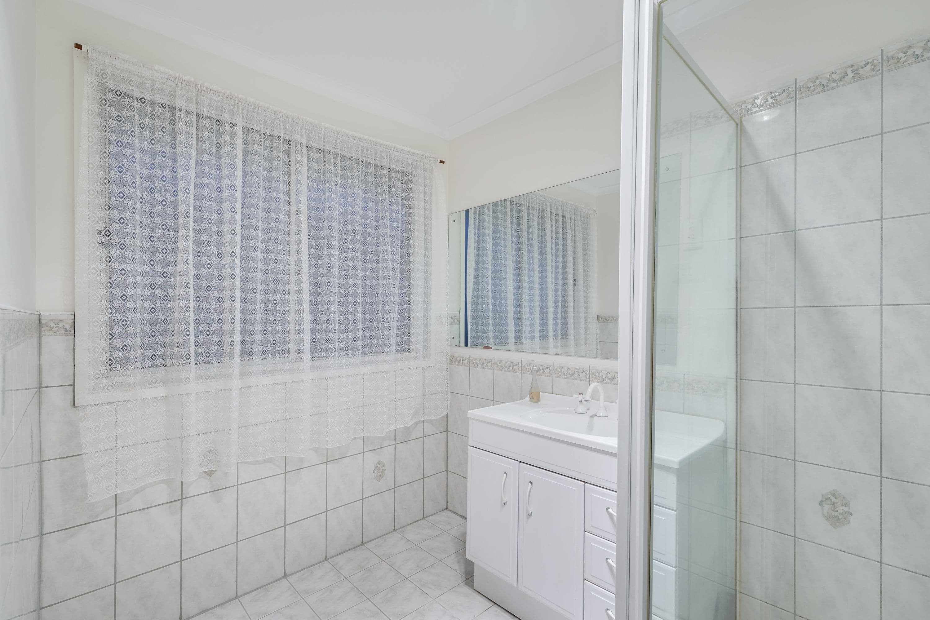 37 Blue Ridge Drive, Mooroolbark, Mooroolbark - Thumbnail 8