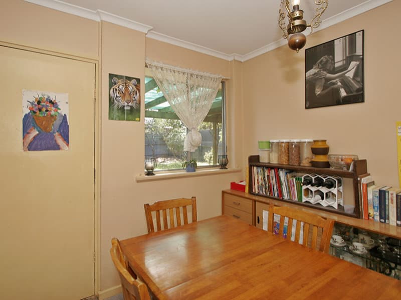 7 Sunglow Crescent, Hackham West - Thumbnail 7