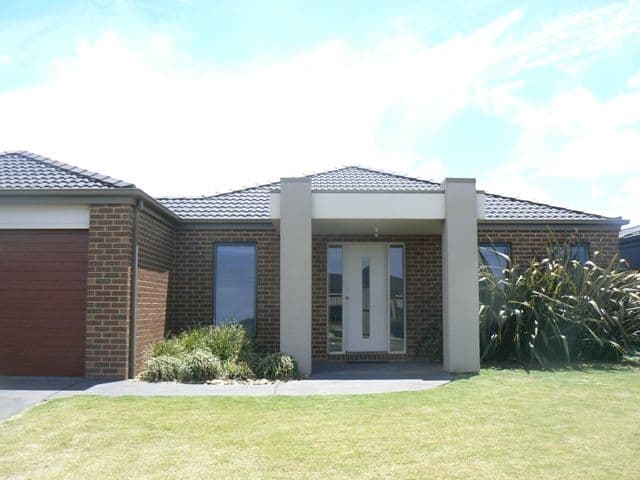 35 Huntingfield Drive, WARRNAMBOOL VIC 3280, Warrnambool - Image 1