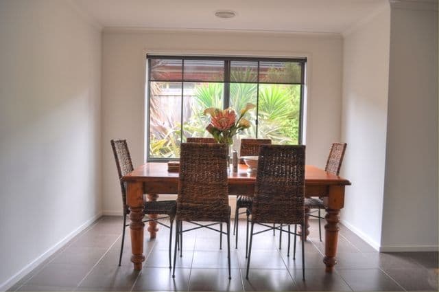 35 Huntingfield Drive, WARRNAMBOOL VIC 3280, Warrnambool - Thumbnail 4