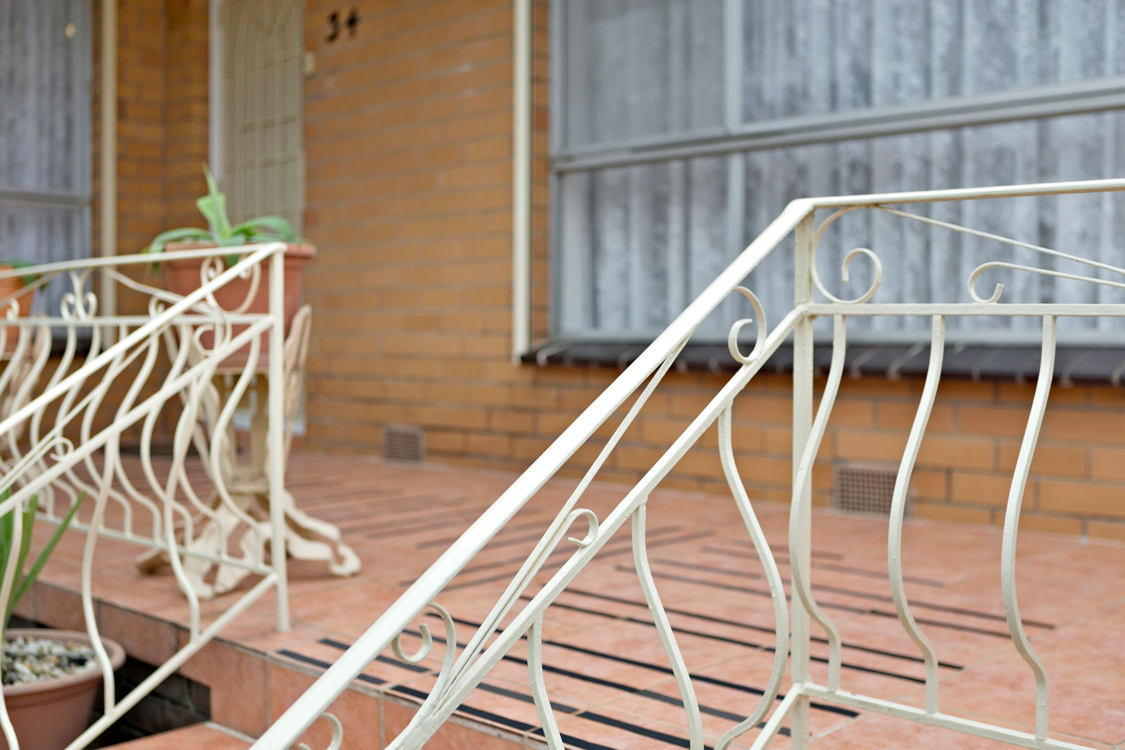 34 Huskisson Avenue, Lalor VIC 3075, Lalor - Thumbnail 2