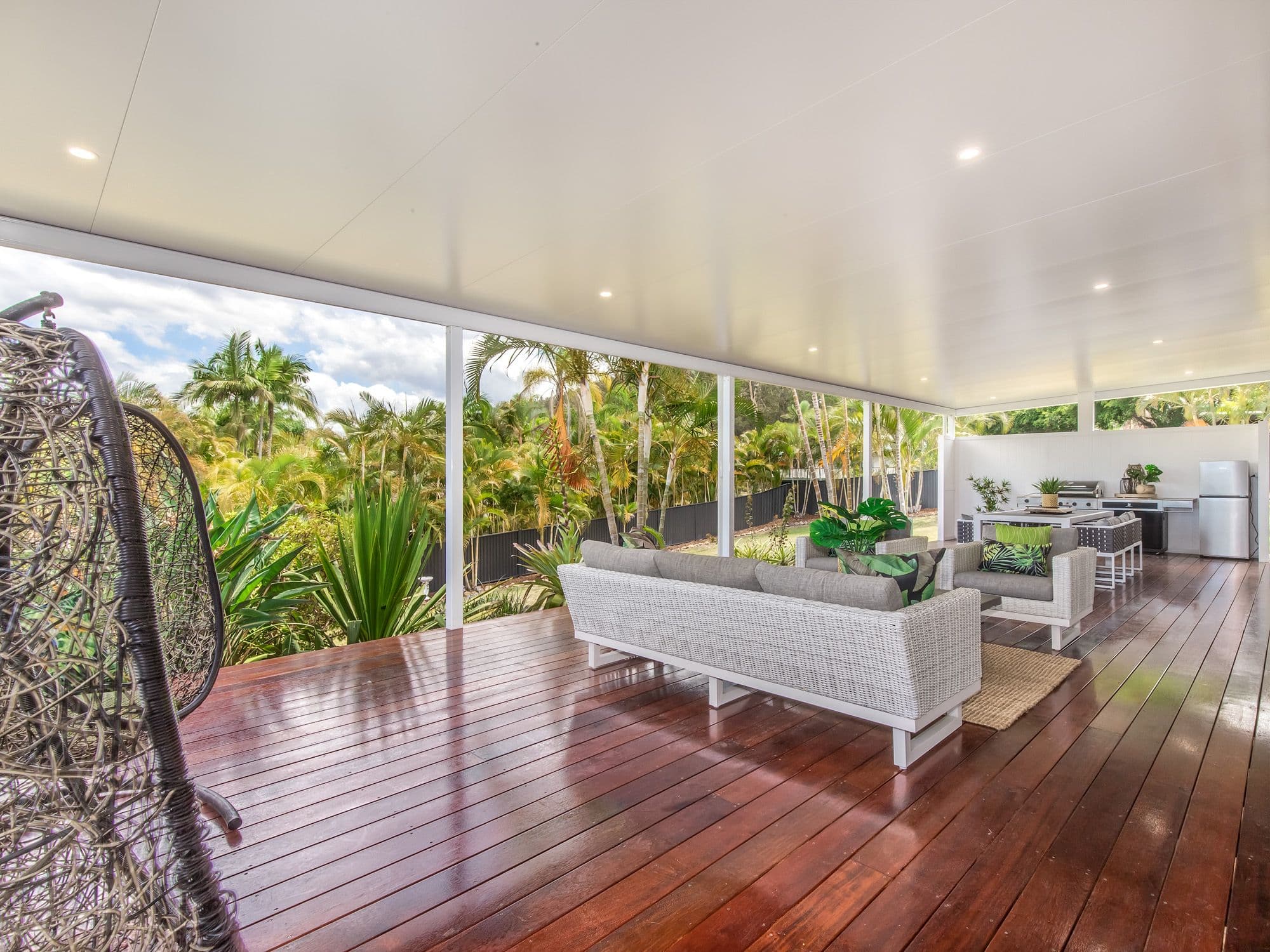 8 Wimbledon Way, Oxenford QLD 4210, Oxenford - Thumbnail 2