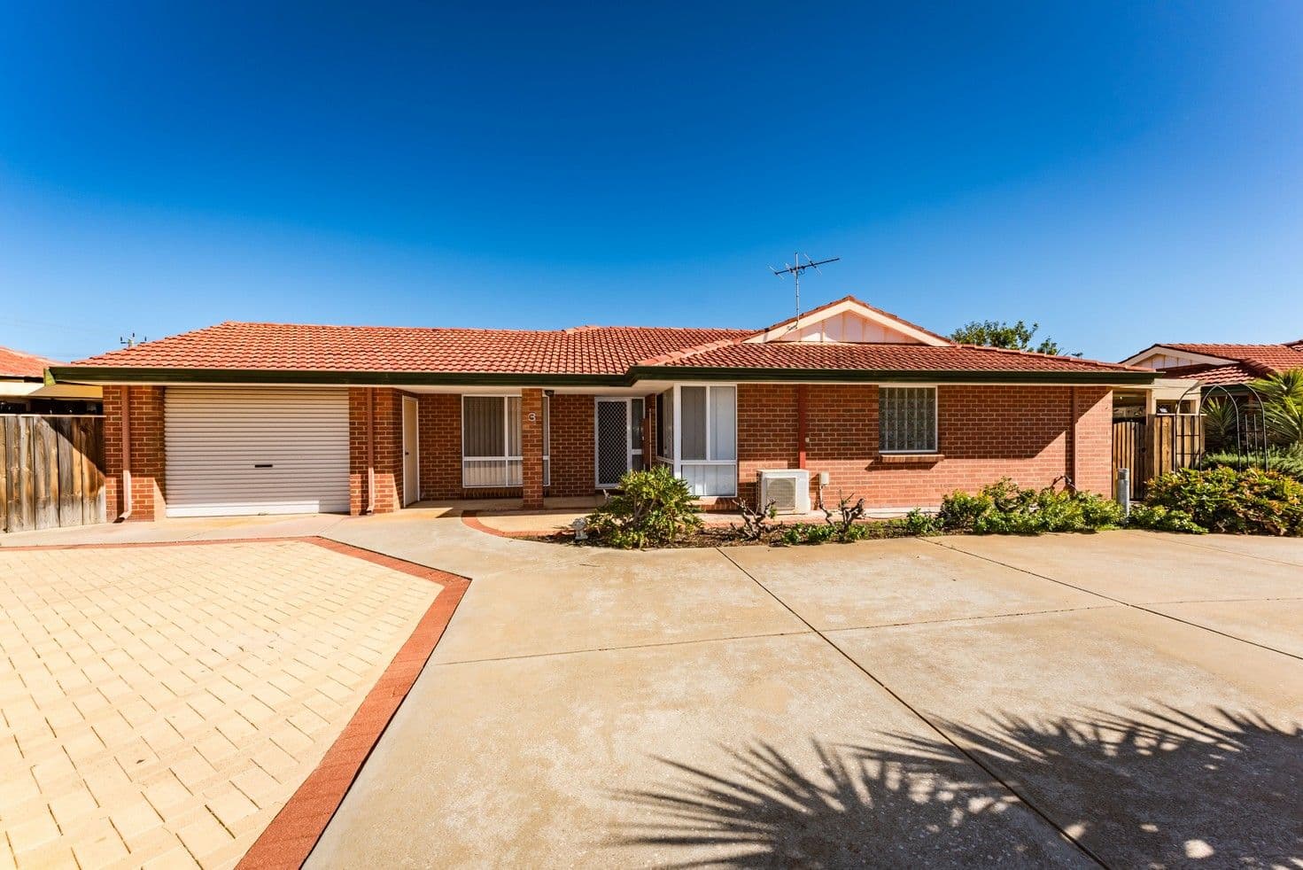 27 Fuller Street, Bluff Point WA 6530, Bluff Point - Thumbnail 2