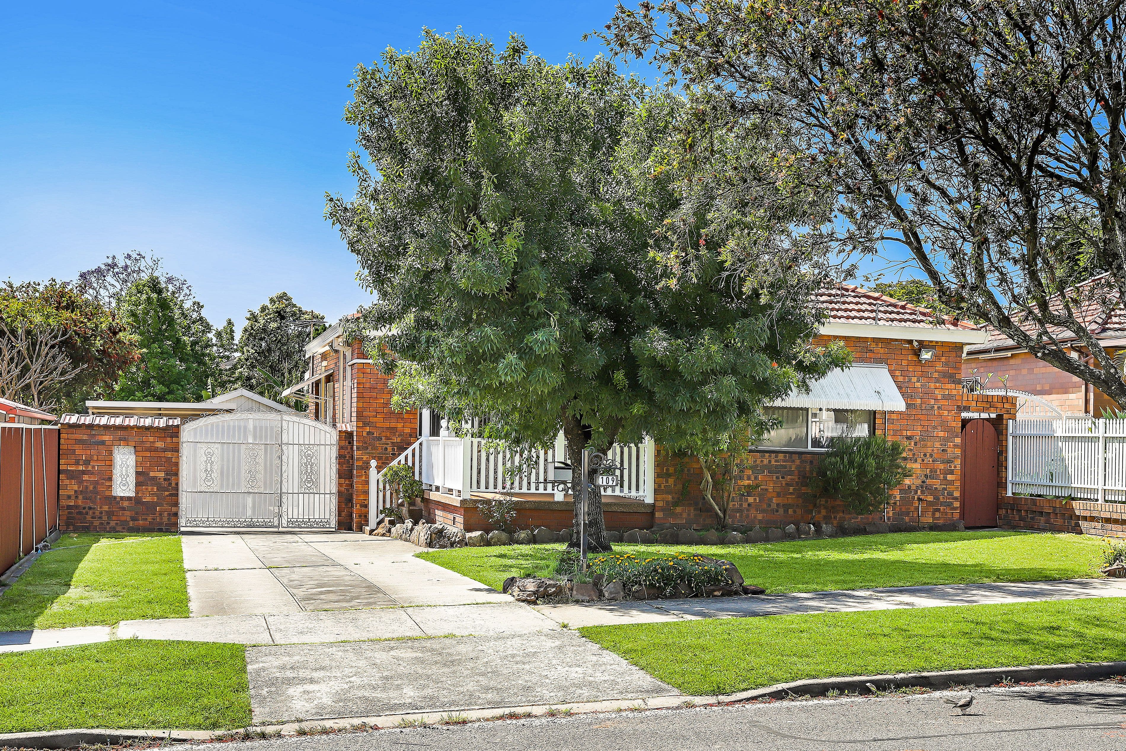 109 Hillcrest Avenue, Greenacre - Image 1