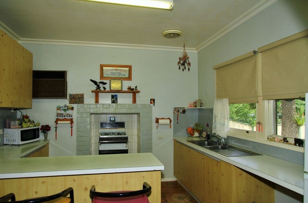 88 High Street, HEATHCOTE VIC 3523, Heathcote - Thumbnail 2