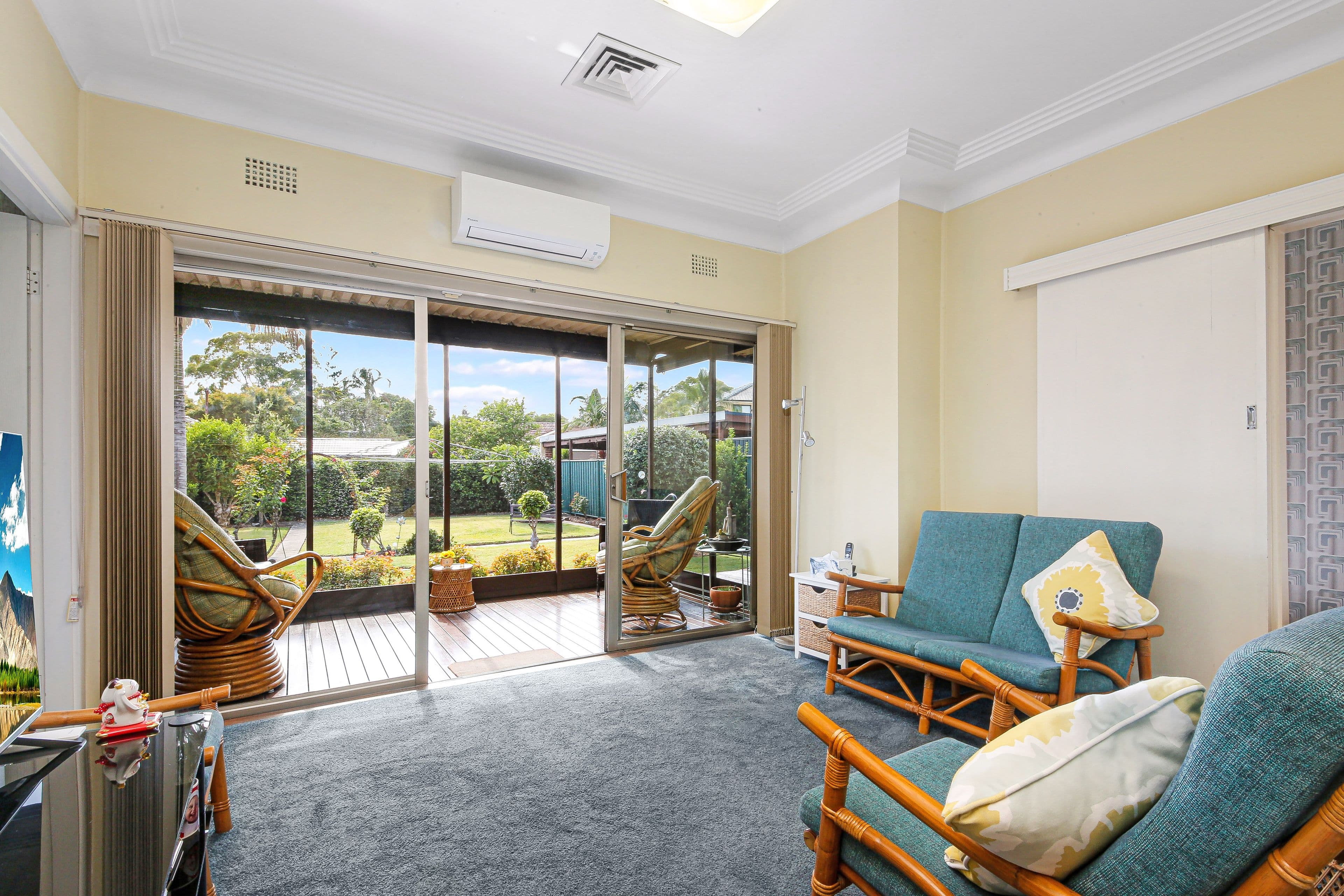 6 Penrose Avenue, Belmore NSW 2192, Belmore - Thumbnail 3