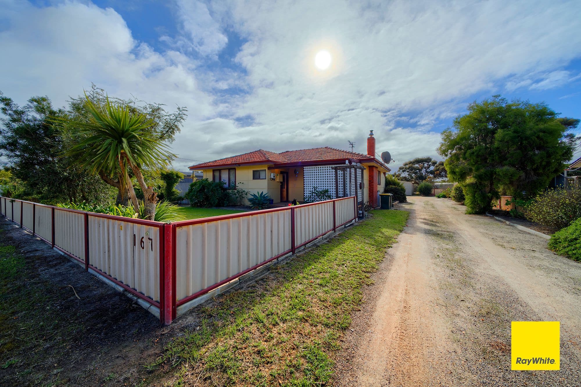 32 Jaekel Street, Ongerup WA 6336, Ongerup - Thumbnail 2
