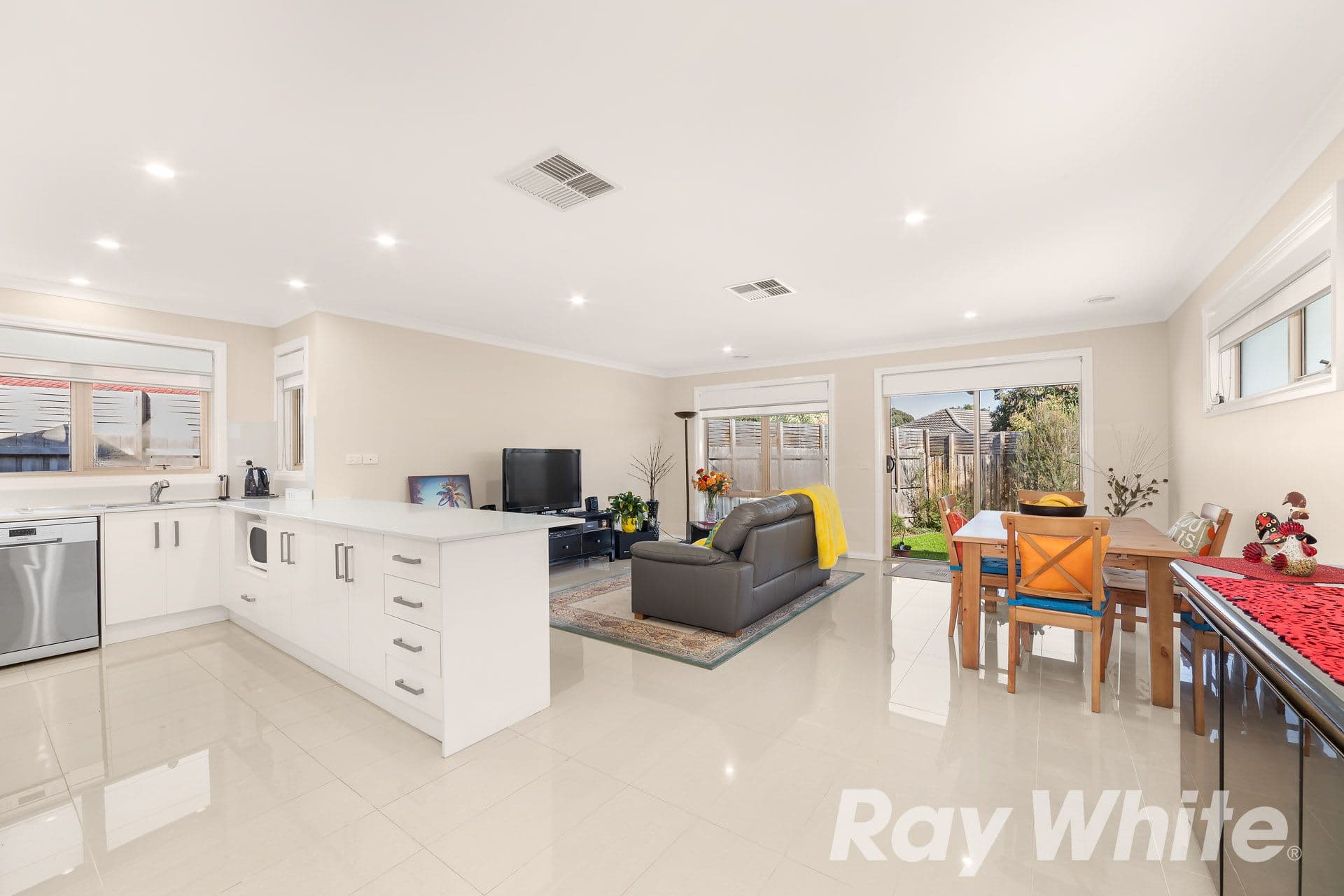 240 Dandelion Drive, Rowville VIC 3178, Rowville - Thumbnail 2
