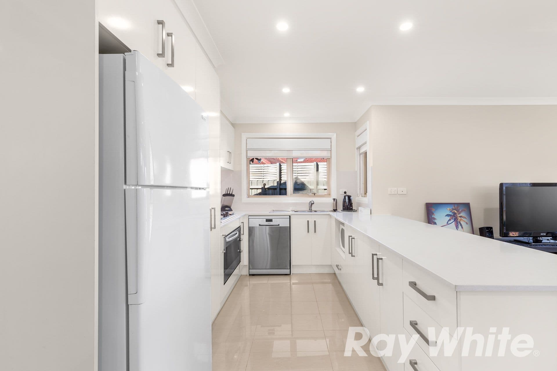 240 Dandelion Drive, Rowville VIC 3178, Rowville - Thumbnail 5