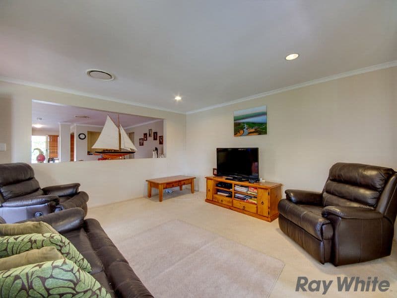 42 Wyellan Place, UPPER KEDRON QLD 4055, Upper Kedron - Thumbnail 4