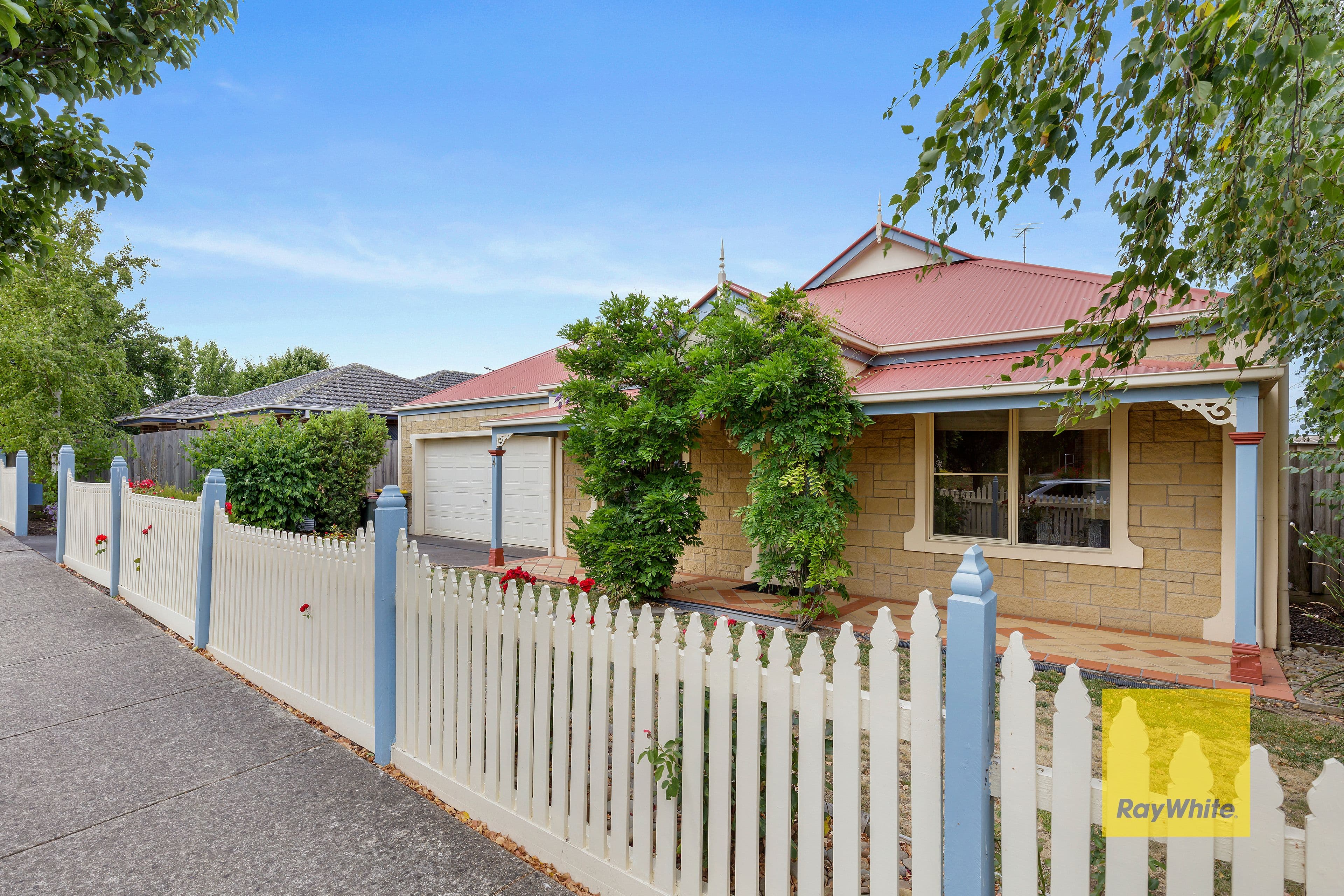 4 Daly Boulevard, Highton VIC 3216, Highton - Thumbnail 2